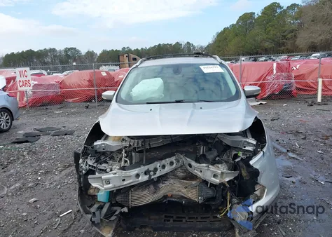 2016 Ford Escape Titanium z USA, uszkodzony, nr VIN 1FMCU0J96GUC19106